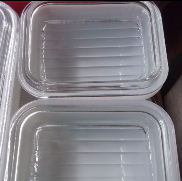 Vintage Pyrex Complete Butterprint Refrigerator Set With Lids - Picture 4 of 8